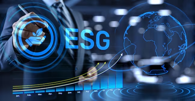 Le imprese italiane ottengono una sufficienza nei criteri ESG, con settori virtuosi e crescita nell’economia circolare.